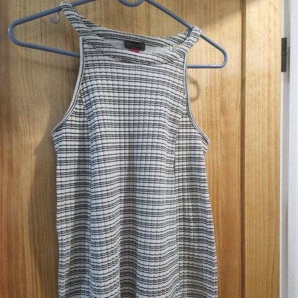 Vince Camuto black and white striped sleeveless tank top - Picture 2 of 12